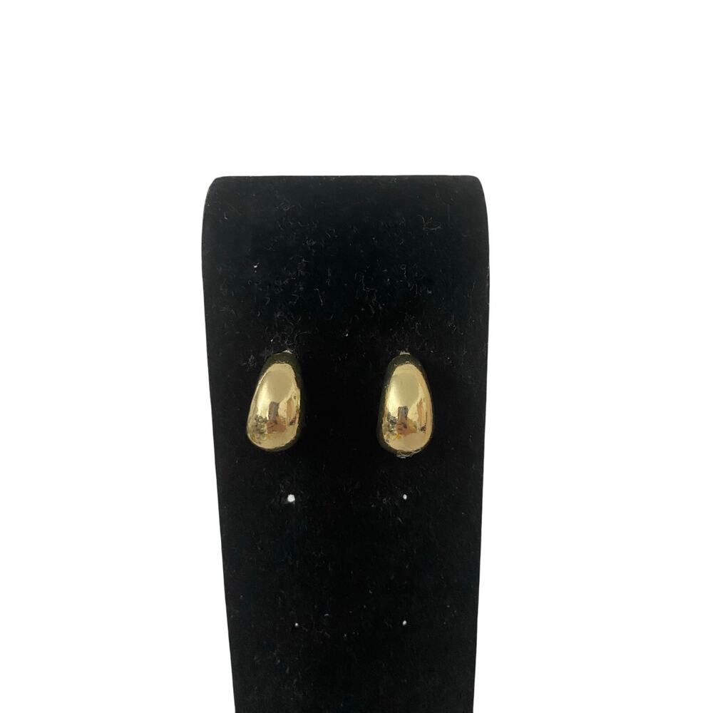 Teardrop earrings gold tone